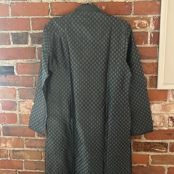 NWOT Manyavar Anchor Grey Silk Feel Kurta Pajama size M/38 - Picture 6 of 6